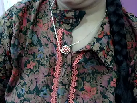 Cute Aliyaa online show from March 28, 12:37 pm