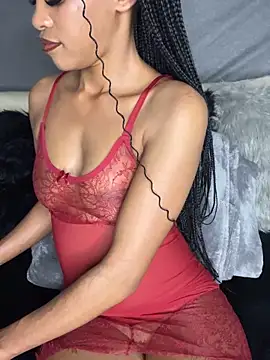 Hot Mess18 online show from May 4, 7:06 pm
