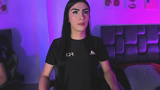 Isabella Moon9 online show from April 6, 12:17 pm