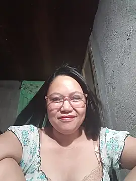 hotpinay 45 online show from April 4, 8:18 pm