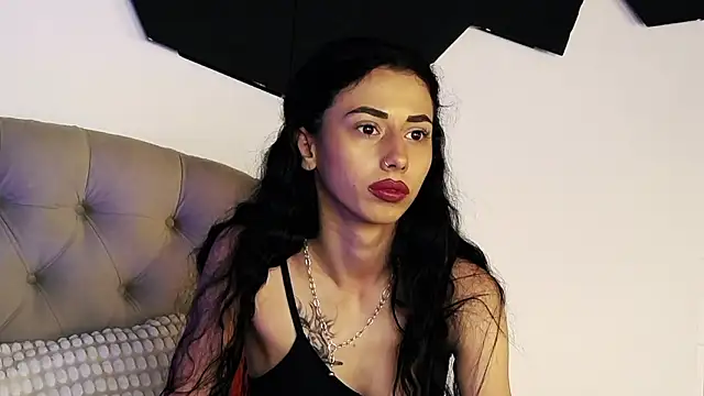 ChloeeDavis online show from February 18, 7:35 pm