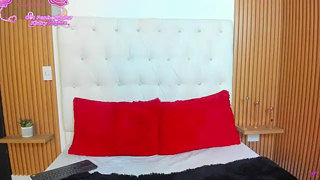 GreciaEvanss online show from June 11, 3:31 pm