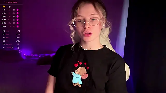 VibeVi online show from February 17, 1:32 pm