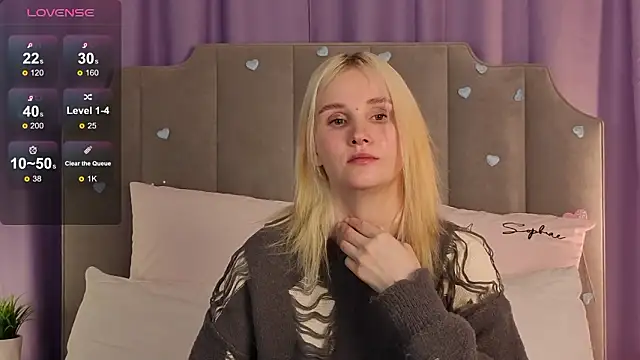 CrystalLili online show from February 18, 4:11 am