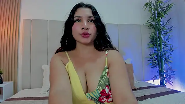 Victoria Rosee online show from May 11, 2:45 pm