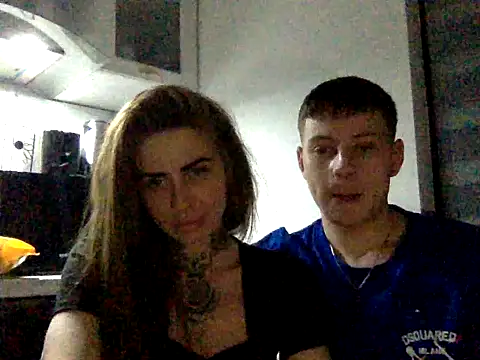 Carlos18loverboyfriend online show from March 27, 11:49 pm