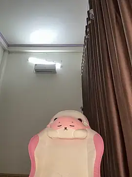 wang1472581 online show from February 24, 8:57 am