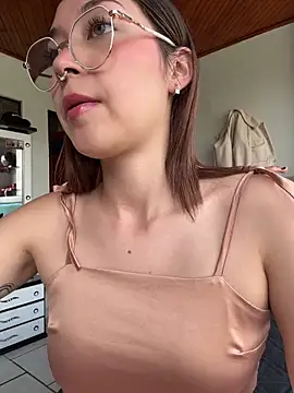 Charlotte Mason online show from April 21, 3:30 pm