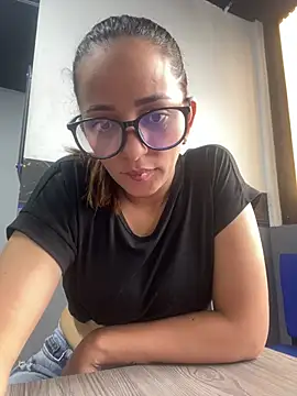 CristalOwens online show from July 19, 8:11 pm