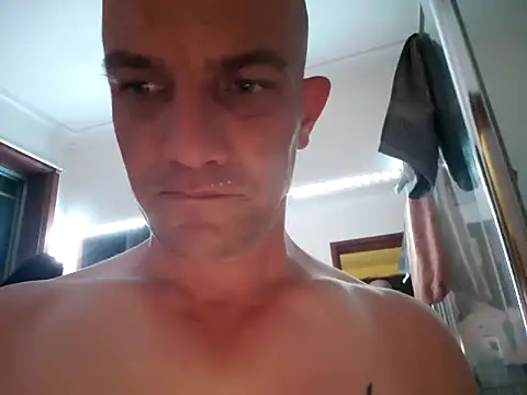 SweetValleyHotwife online show from March 30, 12:38 pm