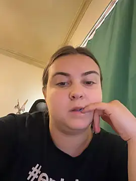 AlyaX X online show from April 19, 12:05 pm