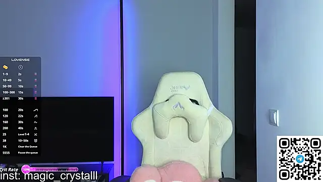 pink flow0 online show from March 26, 12:40 pm