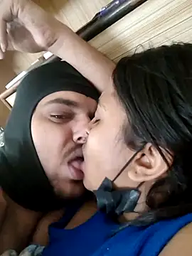 Curvy Simran online show from March 6, 12:33 pm