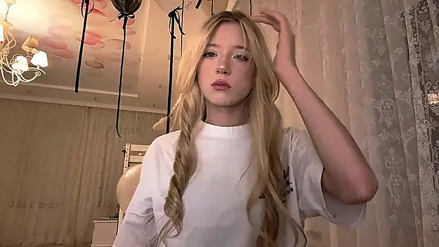 IvyArmbrister online show from February 27, 8:30 pm