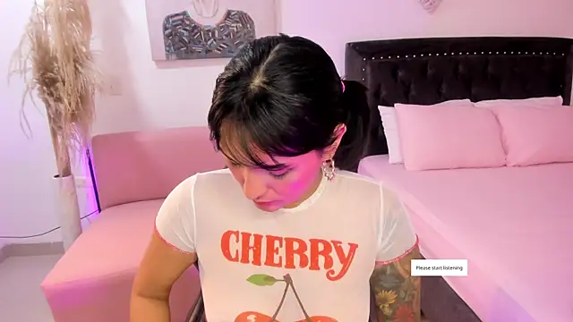 Lilyy joness online show from May 13, 1:17 pm