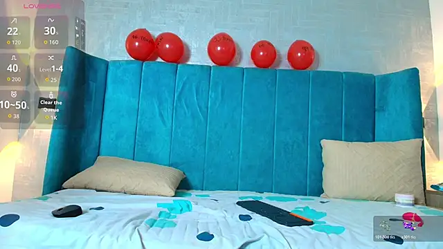 dulcenena moon online show from February 14, 7:27 pm