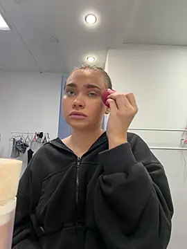 MonicaWestt online show from April 2, 7:06 am