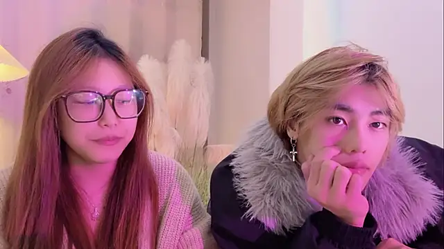 SM JIAJIA ZL online show from March 2, 4:35 pm