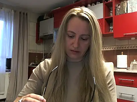 Nataly Rosy online show from February 3, 6:40 am