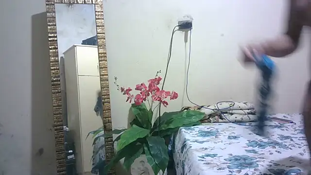 lorraine2036 online show from April 17, 11:29 pm