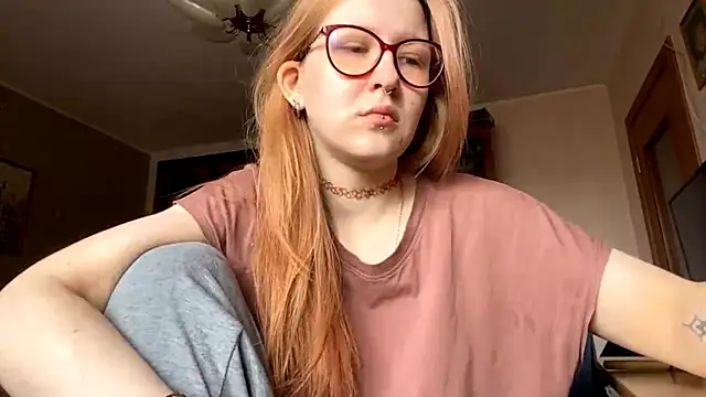 LaureenVielma online show from April 19, 7:41 am