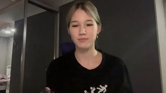 lilXdomiii online show from February 14, 5:59 pm