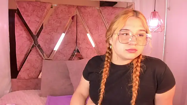 shantal cooper  online show from February 10, 8:01 pm