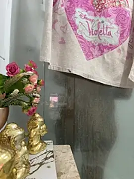 Manu Manu05 online show from April 20, 2:31 pm