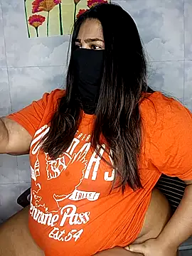 Cute G online show from April 3, 7:12 pm