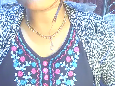 Nusrat Faria online show from April 17, 10:12 pm