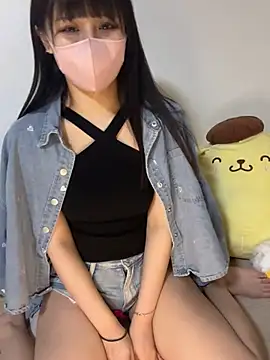 Mitsuki  jp online show from April 18, 10:07 am