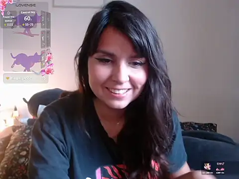 lovelyjinny online show from February 3, 9:47 am