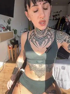 xsadtanas online show from May 15, 5:05 pm