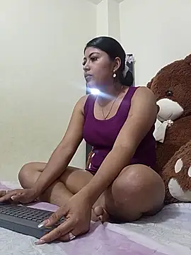 Sweet canelaa73 online show from March 27, 9:15 pm