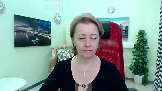 MONA W online show from April 7, 11:12 am