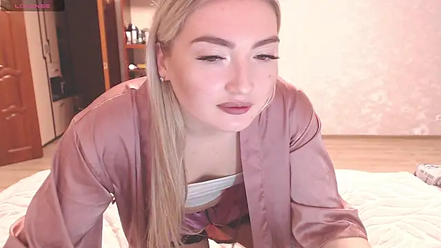 MiraRoy online show from February 10, 3:37 pm