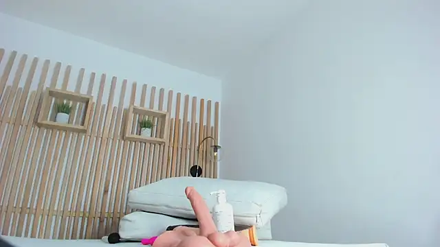 serena foxx  online show from March 14, 11:44 am