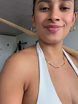 LunaHeat online show from April 17, 9:50 pm