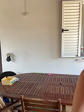 Ellie-rosee online show from March 19, 10:30 am