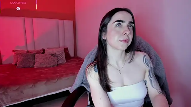 Luna tagliaferri online show from April 8, 4:53 pm