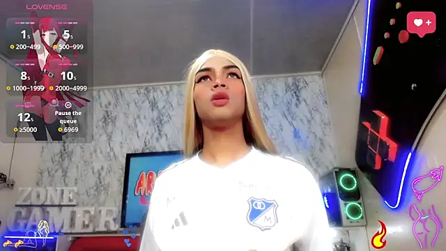 Karol Vanessa   online show from June 2, 11:00 am