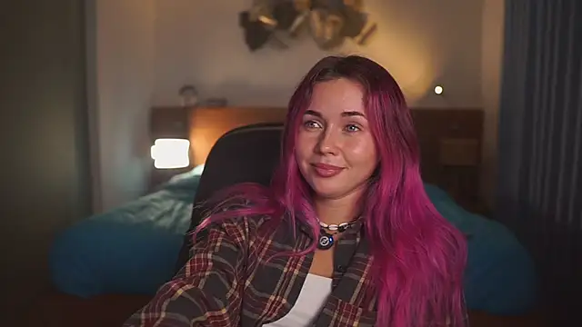 Sarah Pink online show from February 15, 12:26 pm