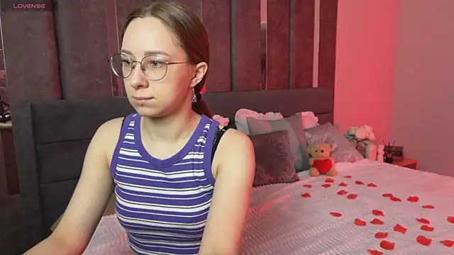 LillAlice online show from February 10, 12:46 am