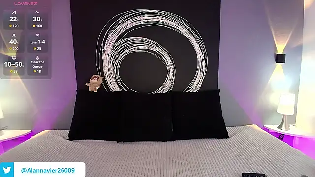 AlannaViera online show from March 4, 11:50 am