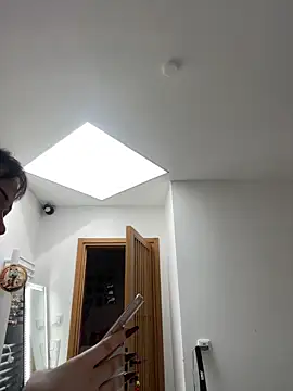 Just-Lilly online show from April 18, 2:30 pm