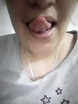 Womenfire000 online show from March 5, 1:01 am