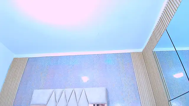 LunaMonroe1 online show from February 13, 7:37 pm