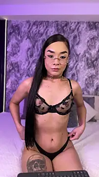 Mialarouse online show from April 23, 8:55 pm