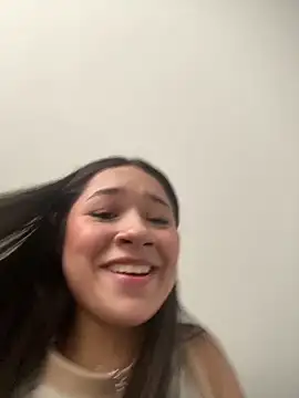 DULCE MARIA EF online show from February 21, 12:50 pm