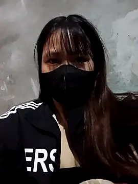 Small flower1 online show from January 31, 9:13 pm